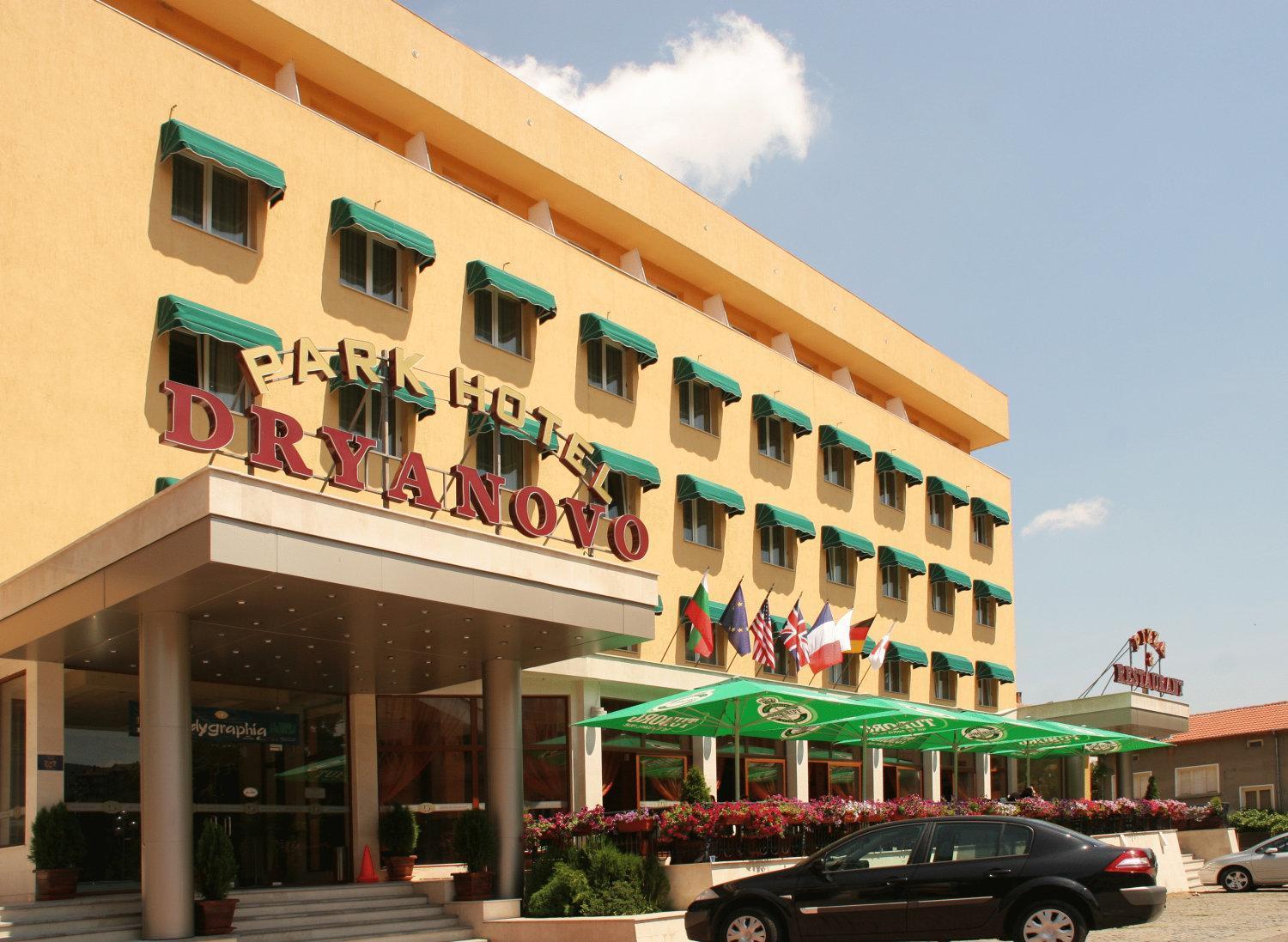 Park Hotel Dryanovo Exterior photo